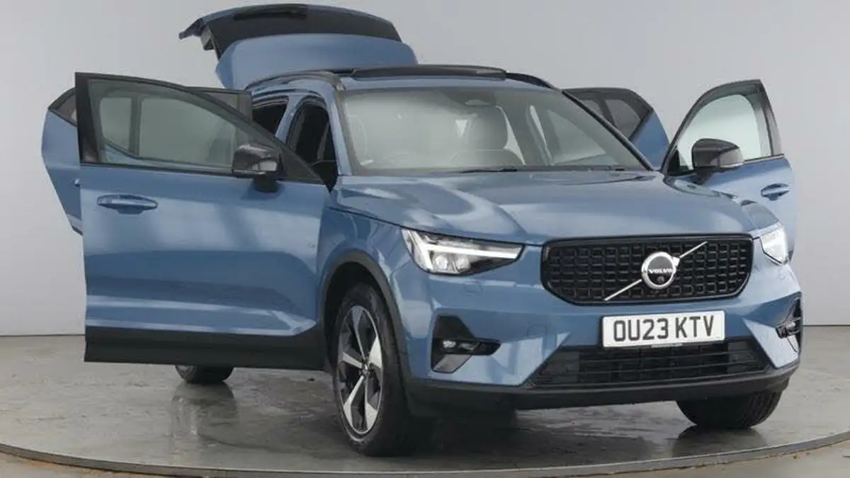 2023-volvo-xc40-20-b4-ultimate-big-8