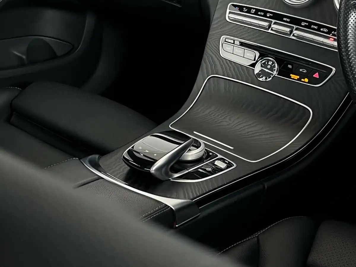 2017-mercedes-benz-c-class-21d-c300h-amg-line-premium-saloon-4d-7g-tronic-big-36