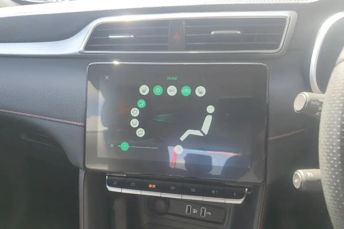 2021-mg-zs-suv-15-vti-tech-exclusive-big-13