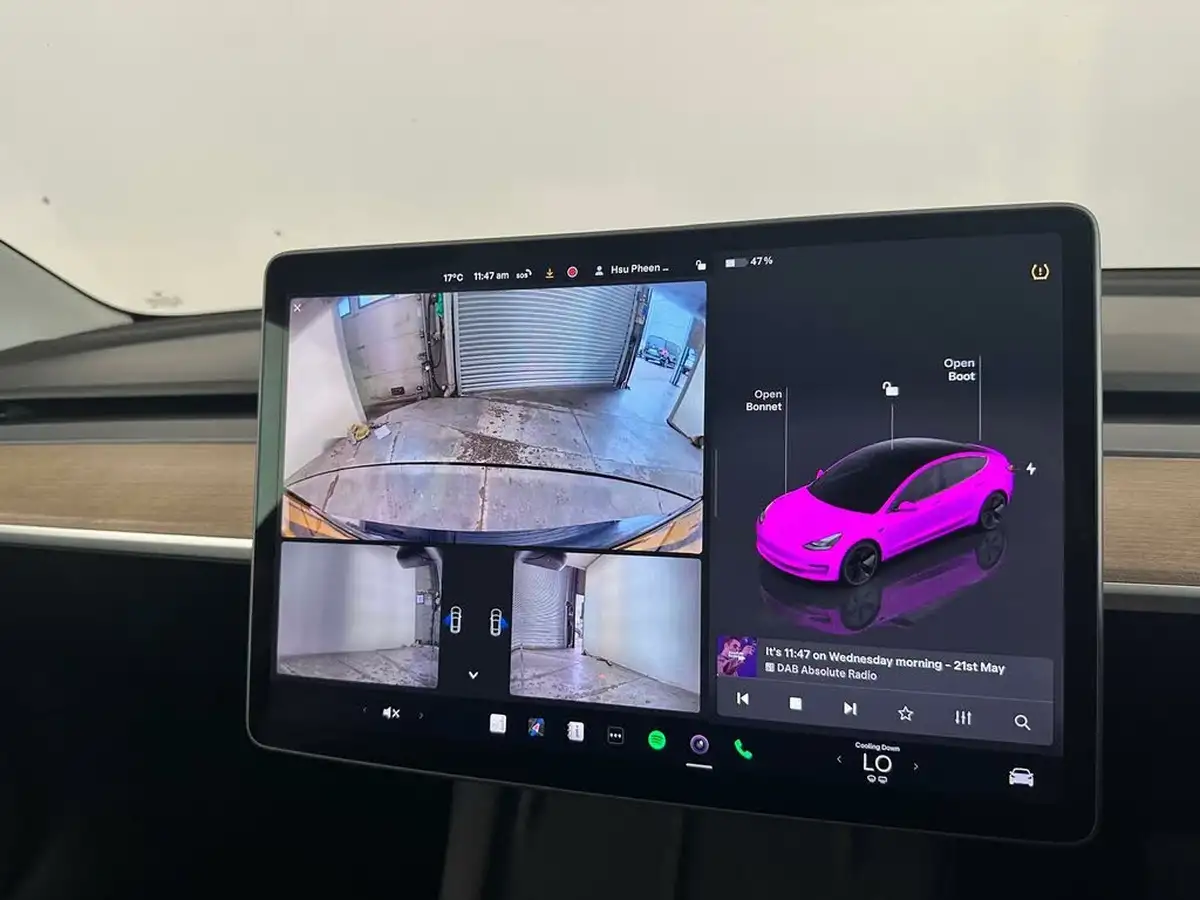 2022-tesla-model-3-e-long-range-big-38