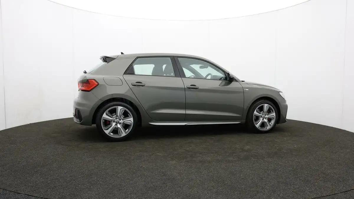 2019-audi-a1-20-40-tfsi-s-line-competition-big-21