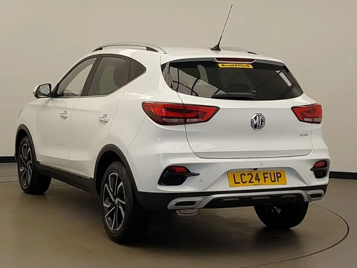 2024-mg-zs-suv-10t-gdi-exclusive-auto-big-1