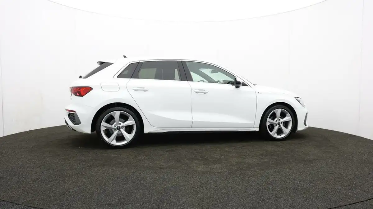 2022-audi-a3-15-35-tfsi-s-line-sportback-5d-tronic-big-38