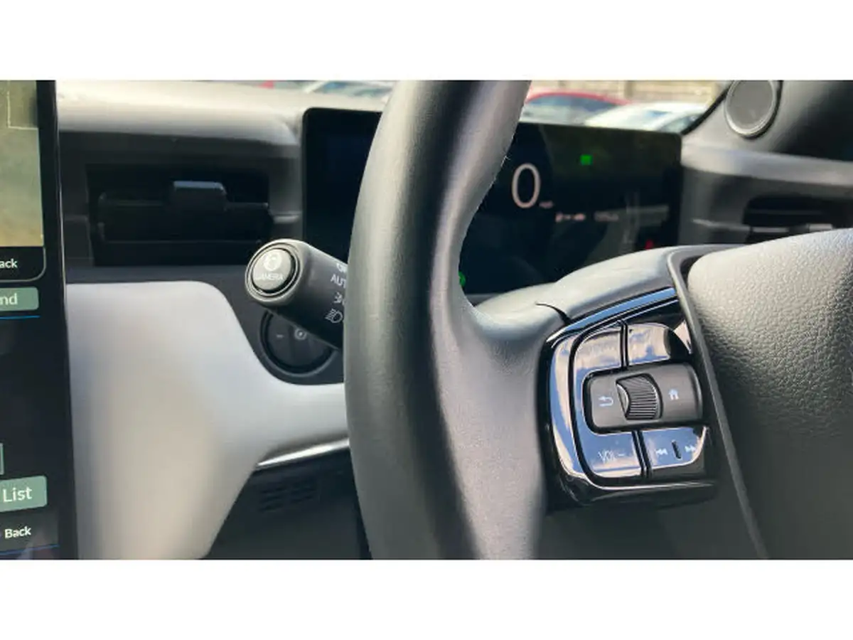 2024-honda-eny1-e-advance-big-16