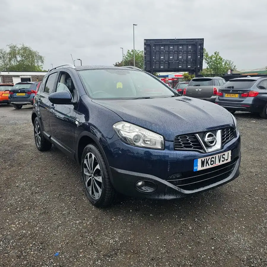 2011-nissan-qashqai-15td-n-tec-big-0