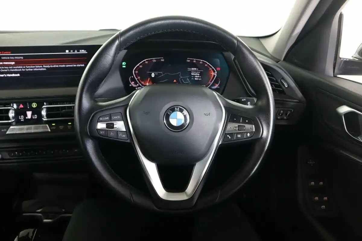 2023-bmw-1-series-15-118i-sport-dct-big-52