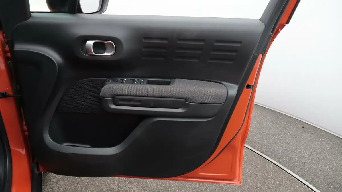 2020-citroen-c3-aircross-12-puretech-feel-110ps-ss-big-15