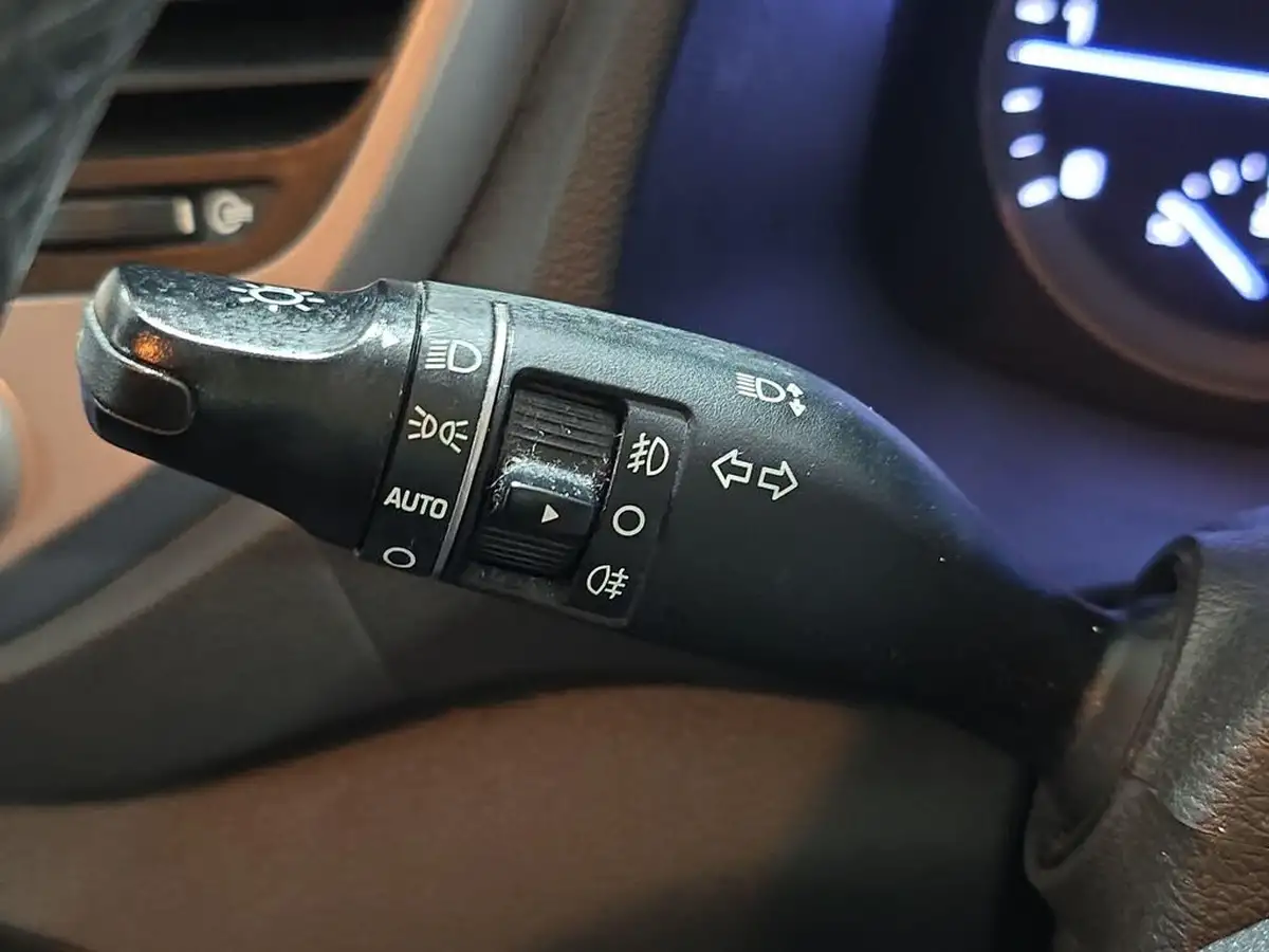 2016-hyundai-tucson-20crdi-blue-drive-se-nav-big-31