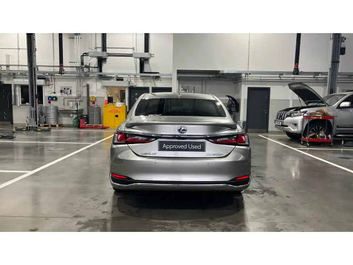 2022-lexus-es-300h-25-es-without-navigation-big-18