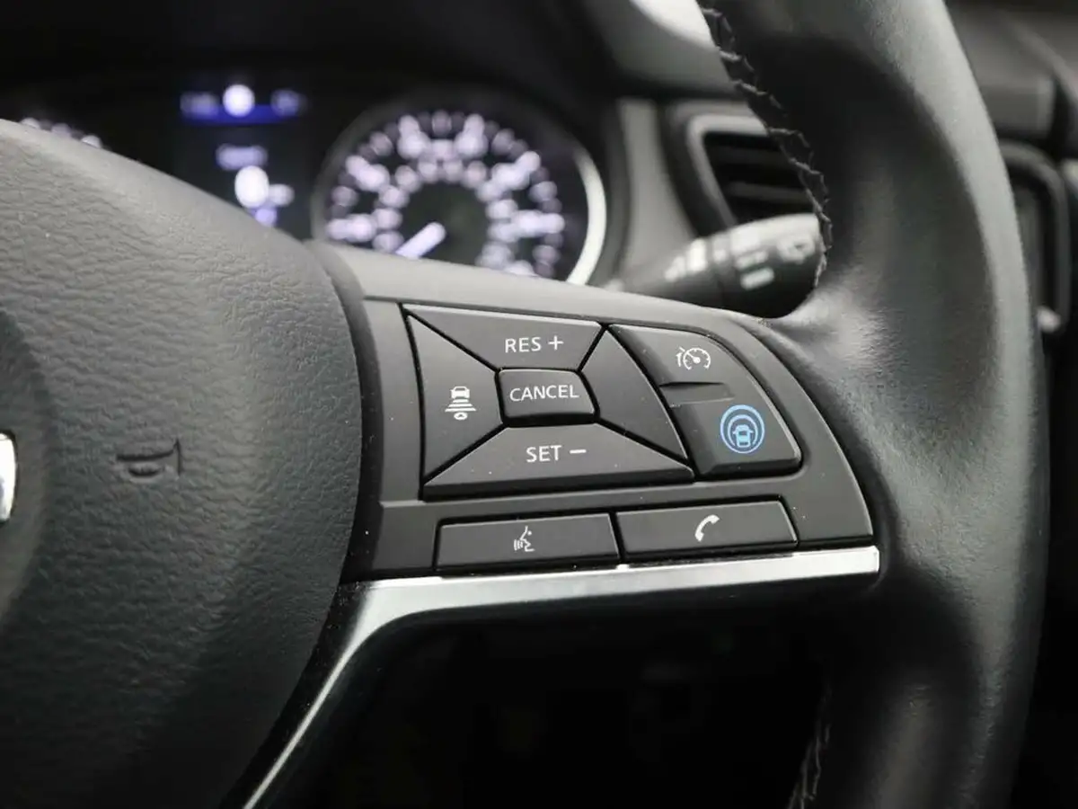 2020-nissan-qashqai-13-dig-t-n-tec-160ps-propilotglass-dct-big-23