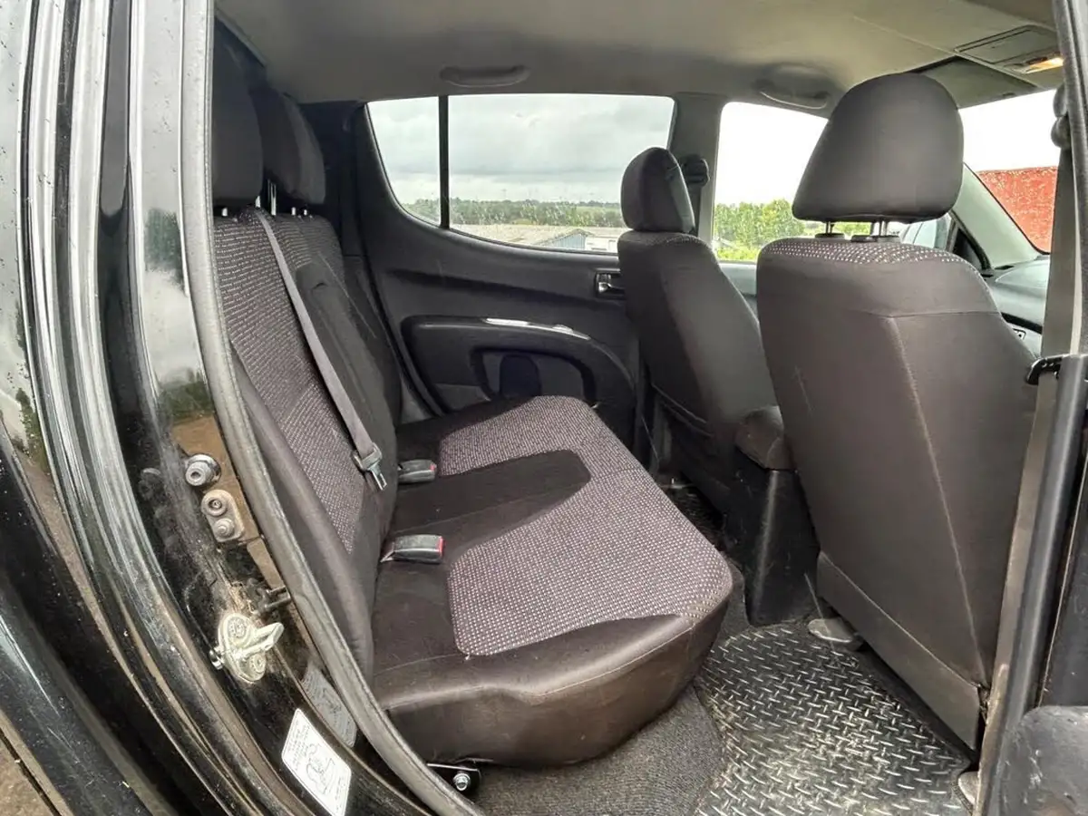 2014-mitsubishi-l200-25td-trojan-big-9