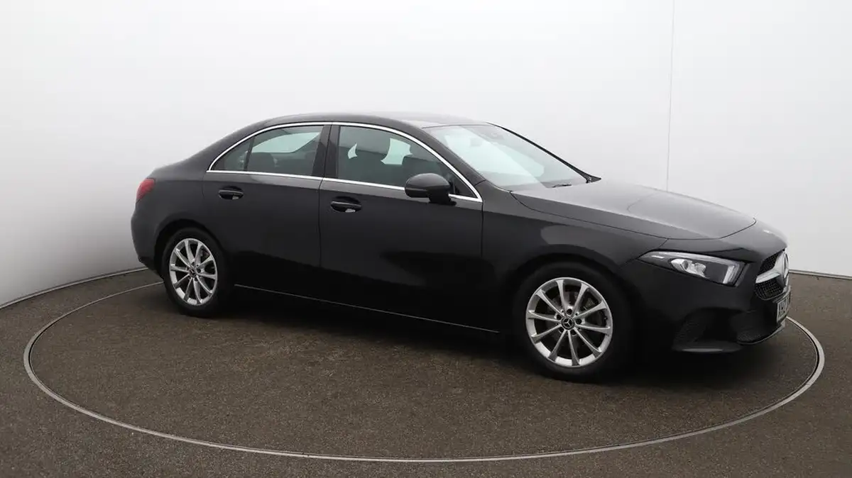 2020-mercedes-benz-a-class-13-a200-sport-saloon-4d-7g-dct-big-38