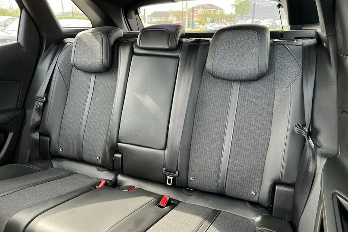 2019-peugeot-3008-suv-15-bluehdi-gt-line-big-19