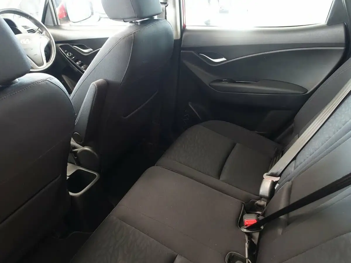 2016-hyundai-ix20-14-premium-big-19