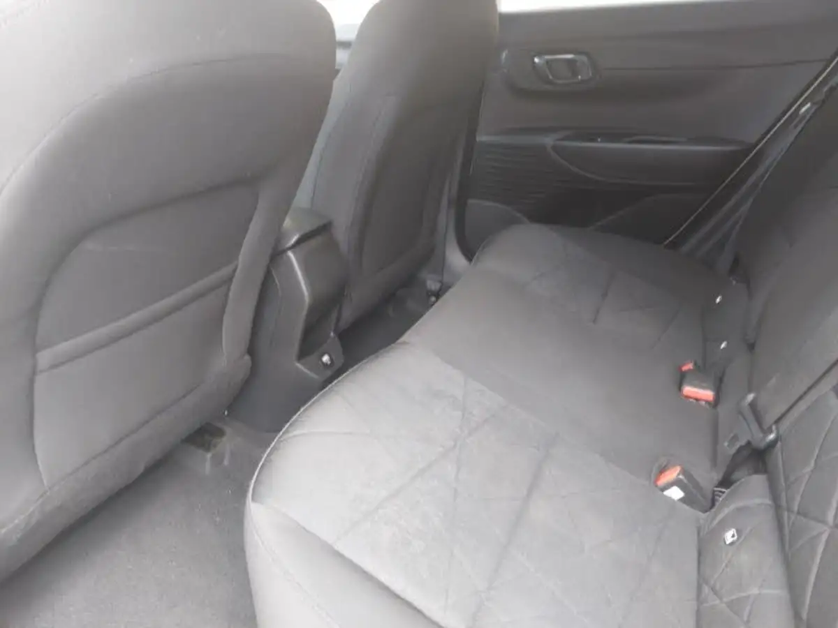 2024-hyundai-bayon-10-t-gdi-premium-120ps-48-volt-mhev-dct-big-5