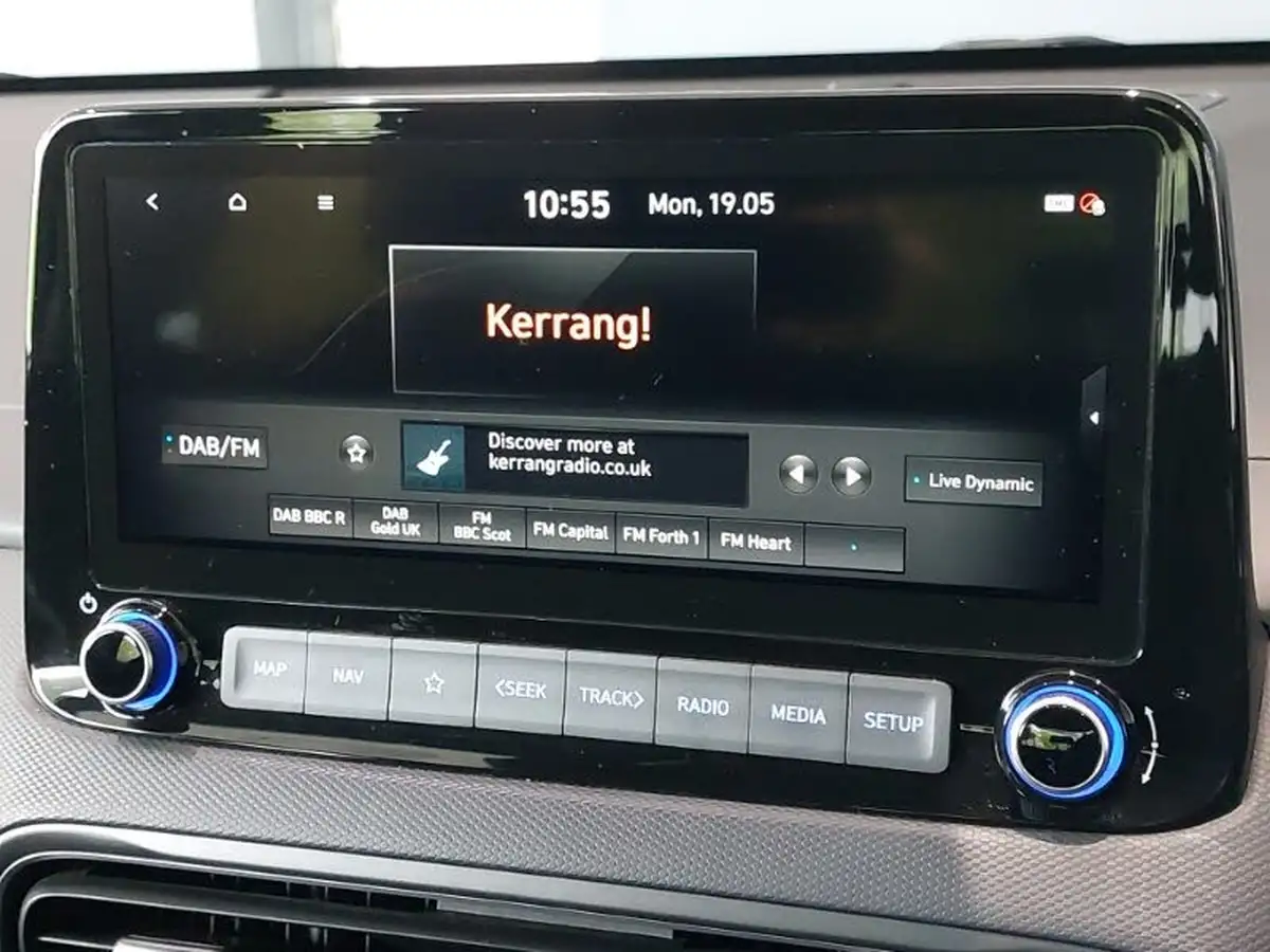 2022-hyundai-kona-10-t-gdi-premium-big-9