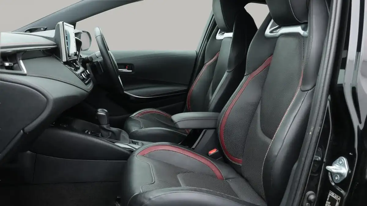 2020-toyota-corolla-20-vvt-i-excel-spare-wheel-touring-sports-big-13