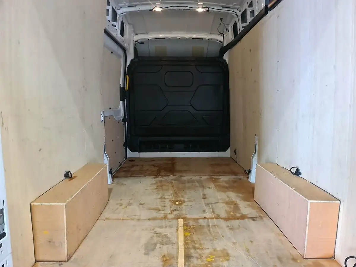 2024-ford-transit-big-6