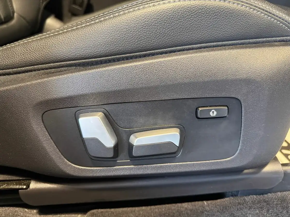 2021-bmw-ix3-e-premier-edition-big-28