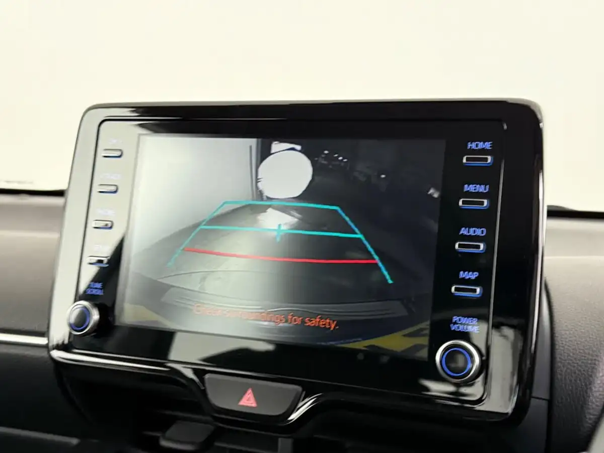 2021-toyota-yaris-15-vvt-i-design-big-26