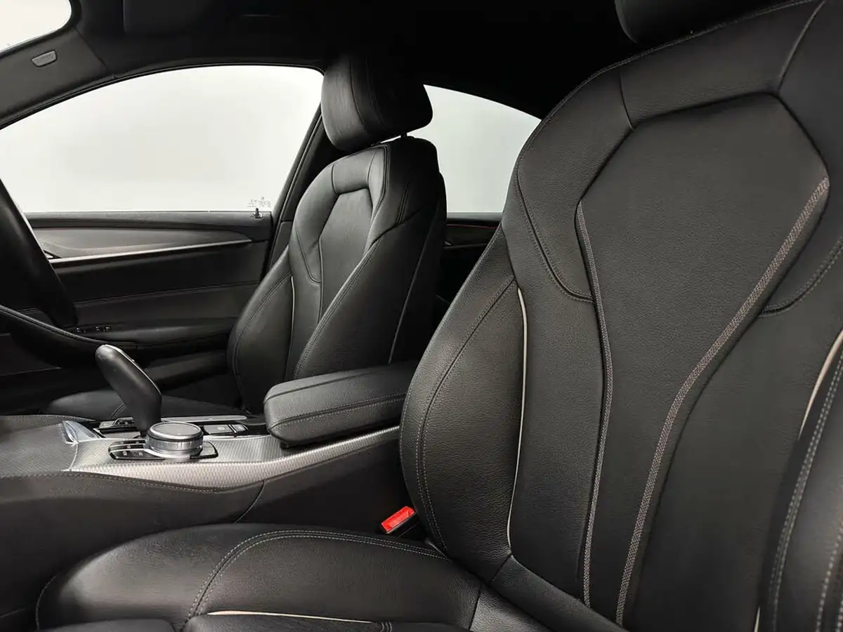 2020-bmw-5-series-20td-520d-m-sport-190ps-mht-saloon-4d-big-36
