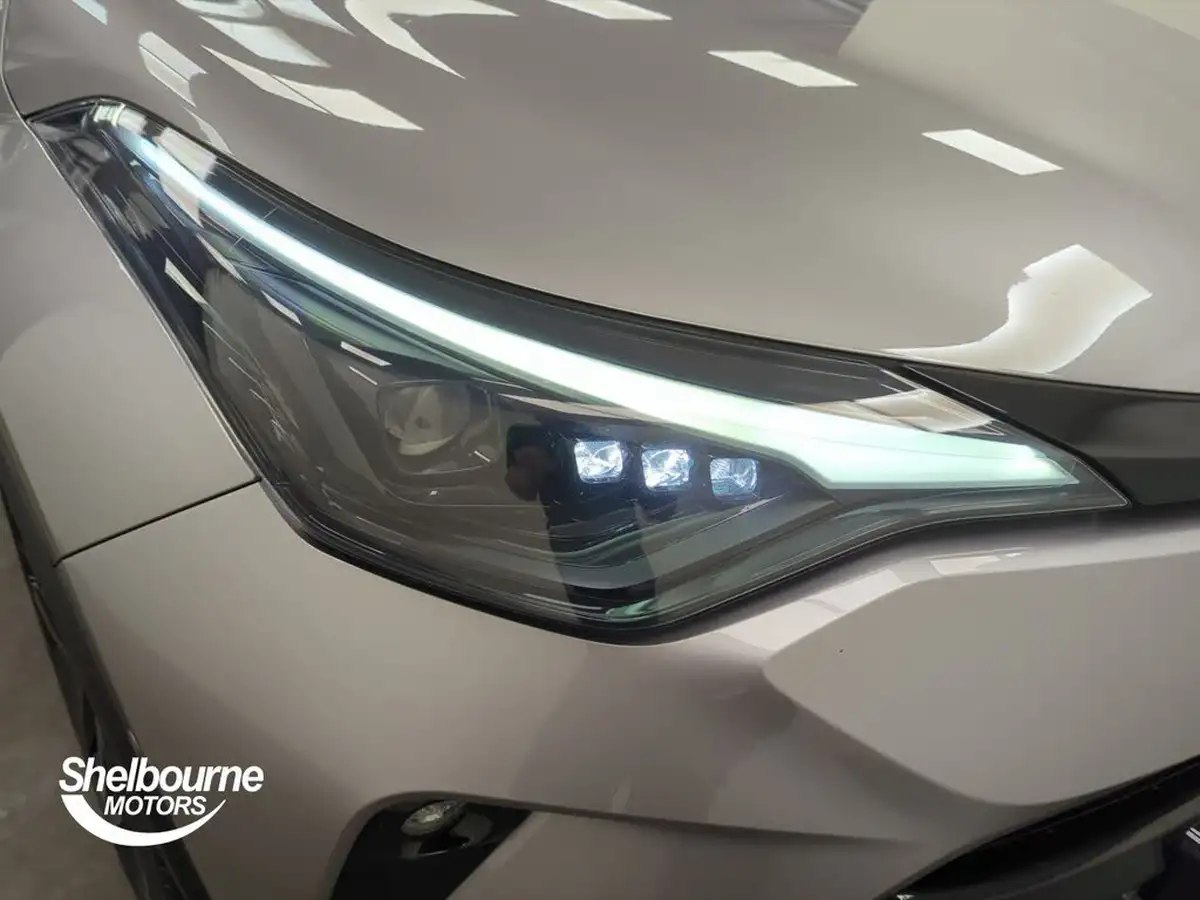 2022-toyota-c-hr-18-vvt-i-gr-sport-big-17
