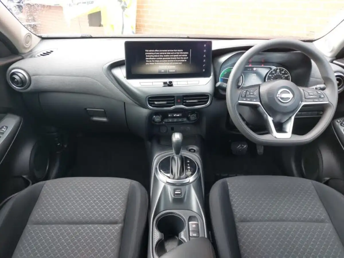 2024-nissan-juke-16-hybrid-acenta-premium-big-2