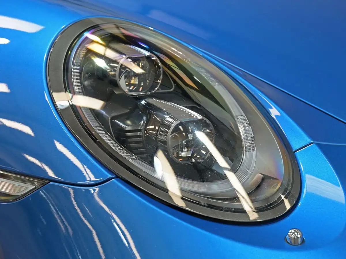 2015-porsche-911-38-turbo-s-coupe-big-22