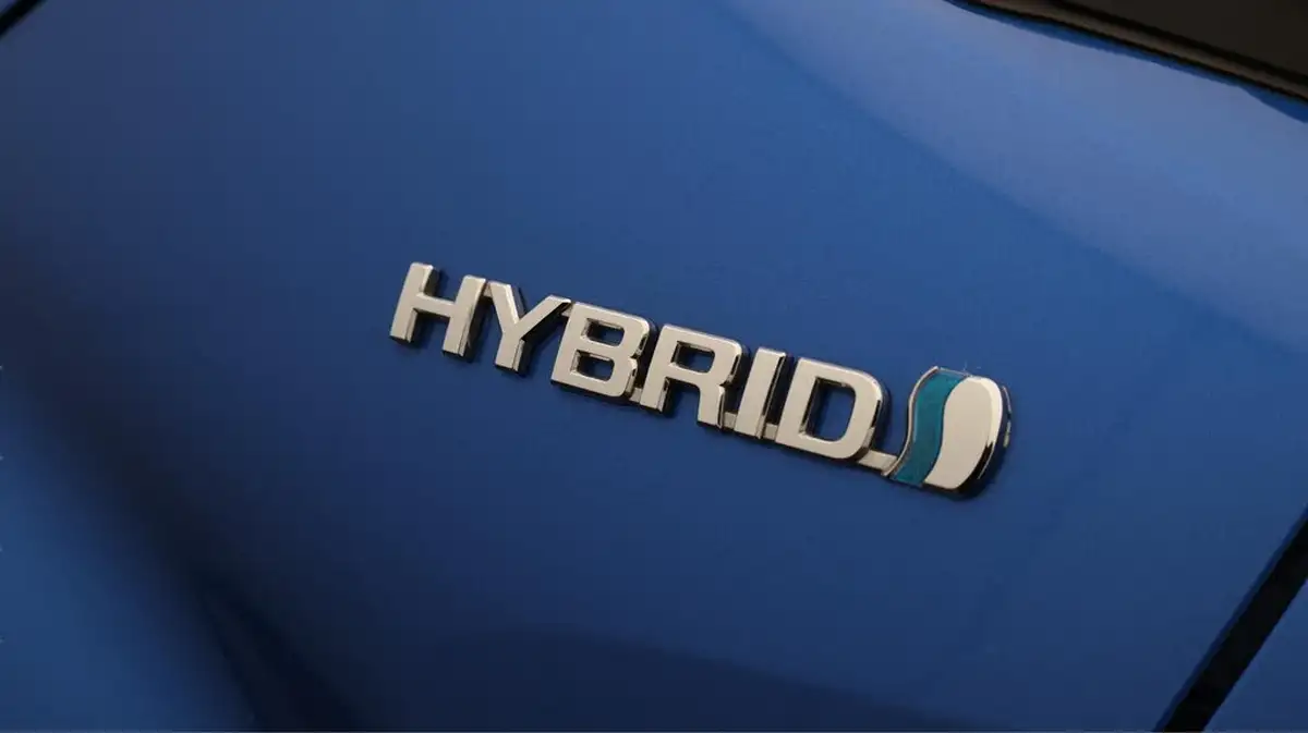 2020-toyota-c-hr-18-vvt-i-icon-big-20