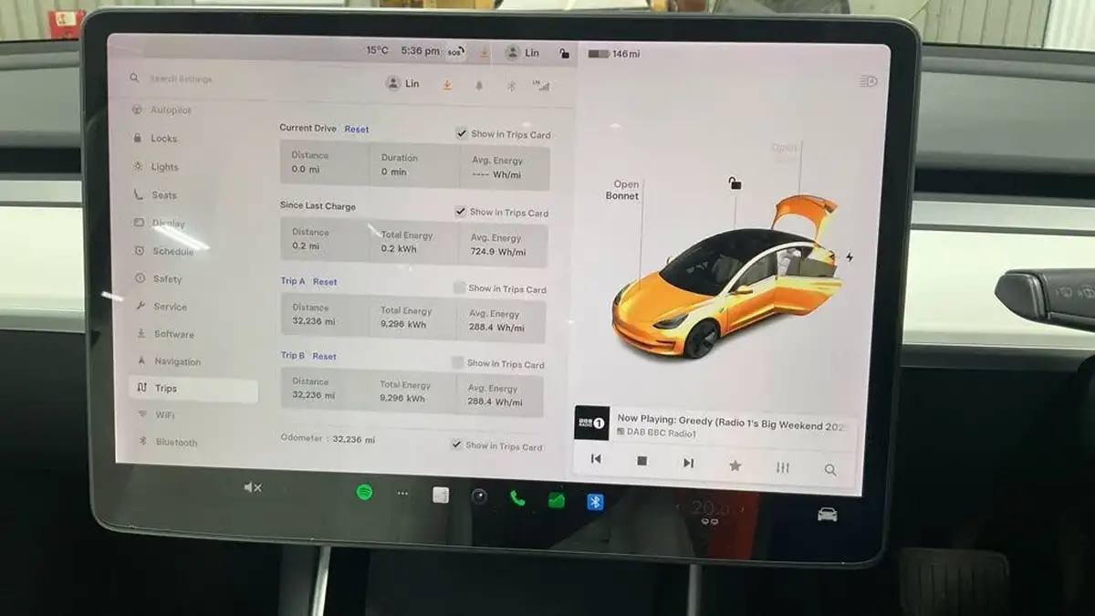 2020-tesla-model-3-e-long-range-big-12