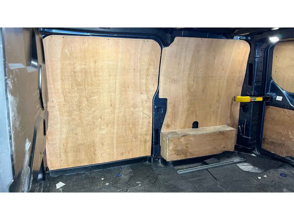 2022-ford-transit-custom-20tdci-300-l1h1-limited-130pseu6dt-panel-van-big-18