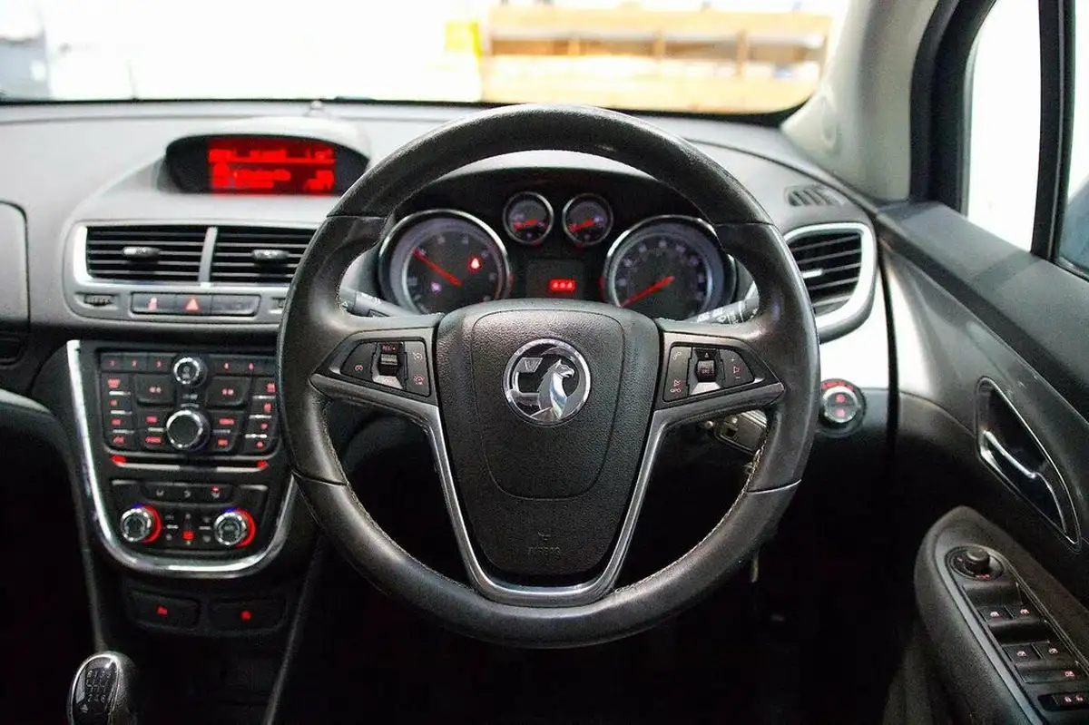 2014-vauxhall-mokka-17cdti-exclusiv-ecoflex-fwd-ss-big-15