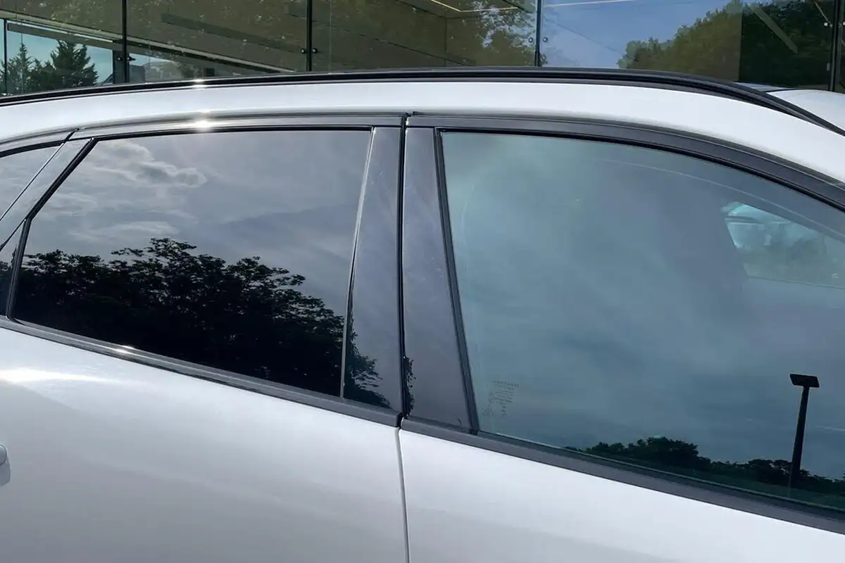 2023-jaguar-f-pace-20-d200-r-dynamic-se-black-big-30