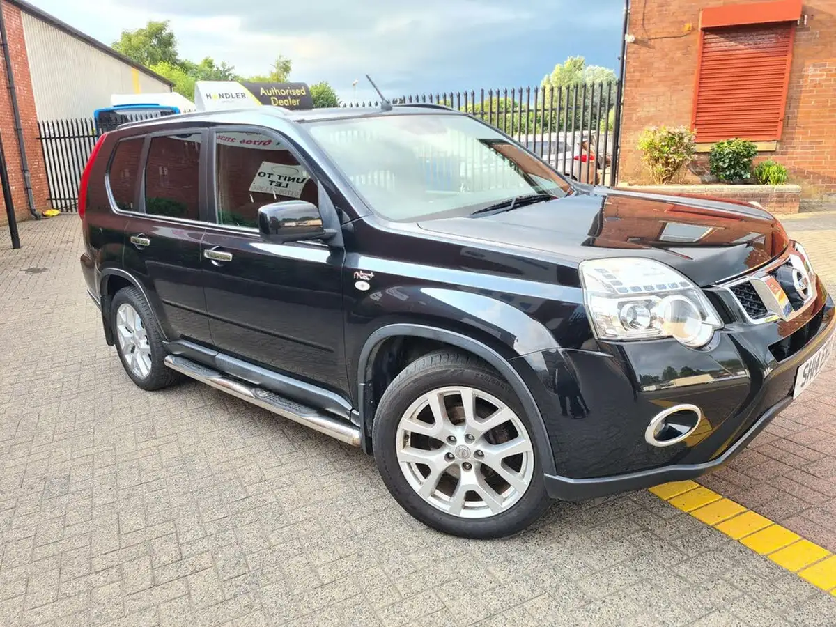 2014-nissan-x-trail-20td-n-tec-big-22