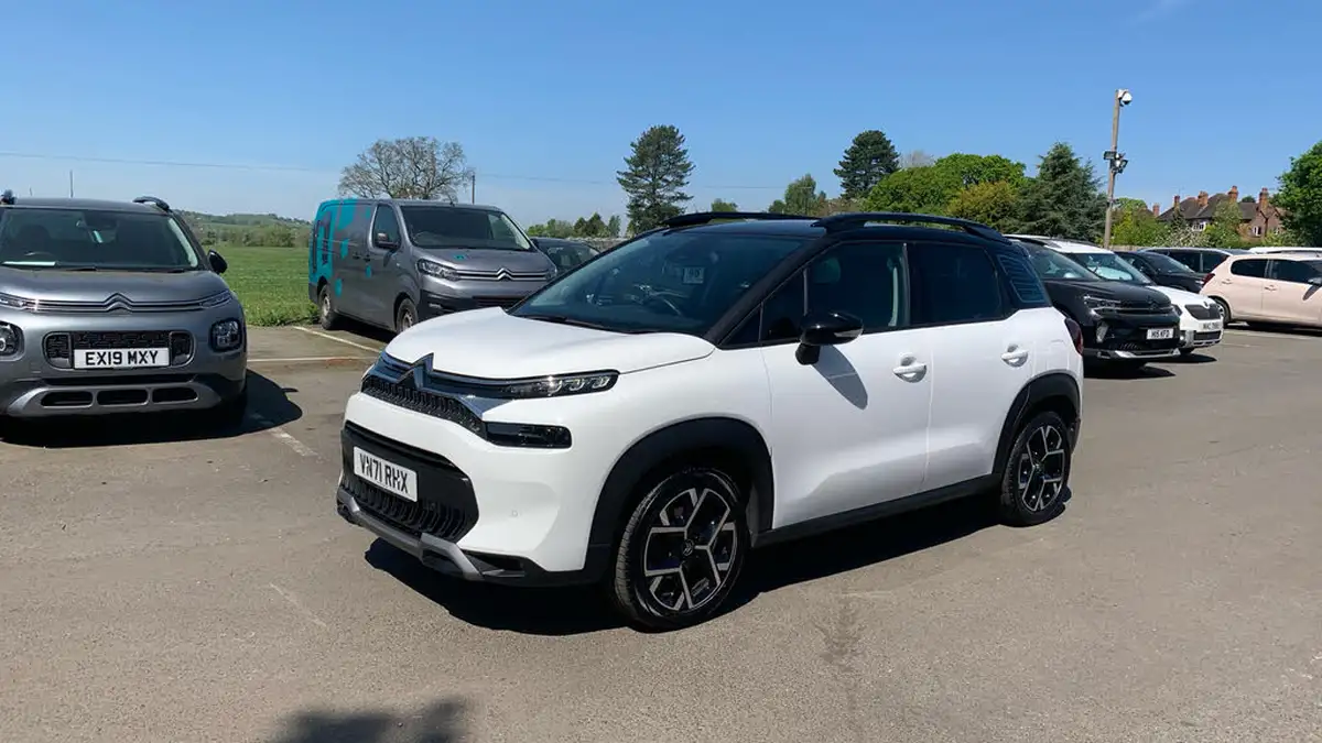 2022-citroen-c3-aircross-12-puretech-shine-plus-110ps-big-6