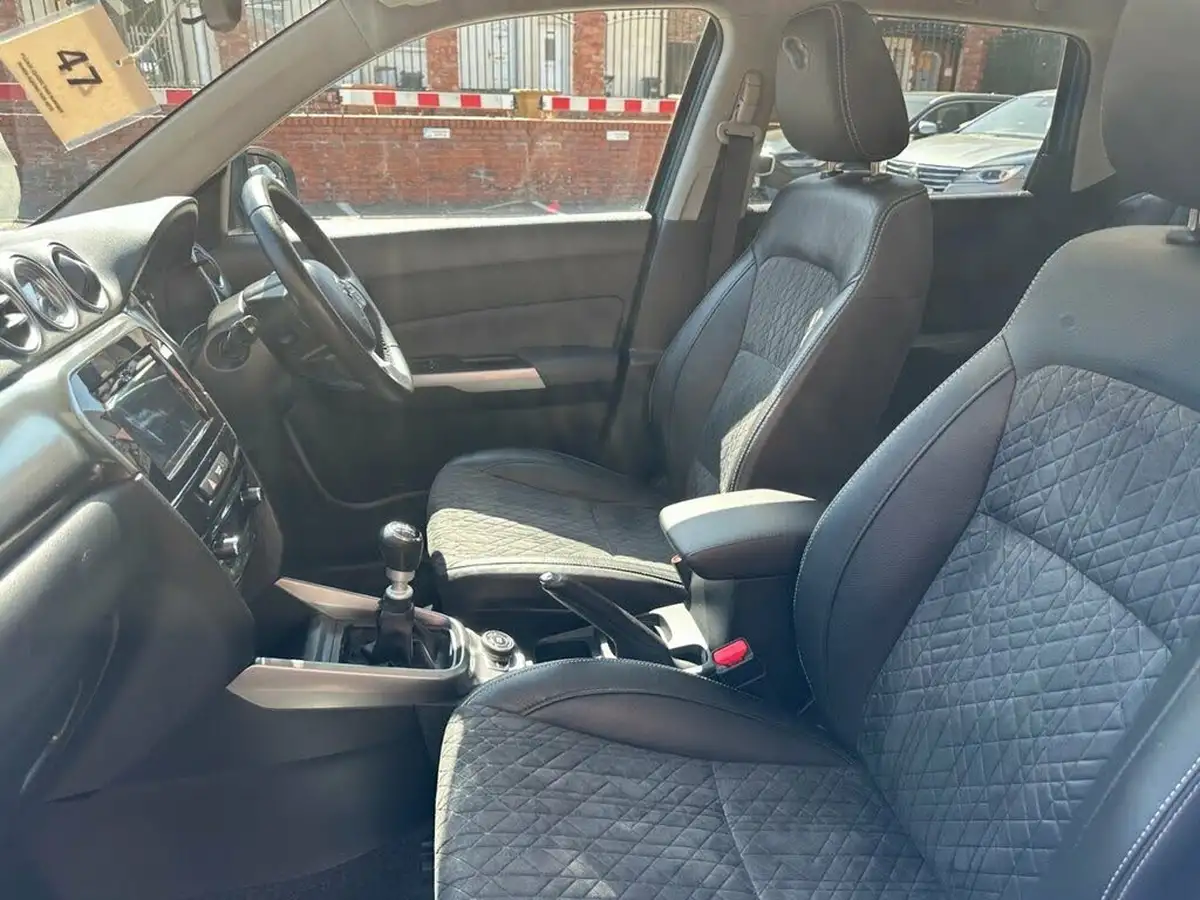 2019-suzuki-vitara-14-boosterjet-sz5-allgrip-big-13