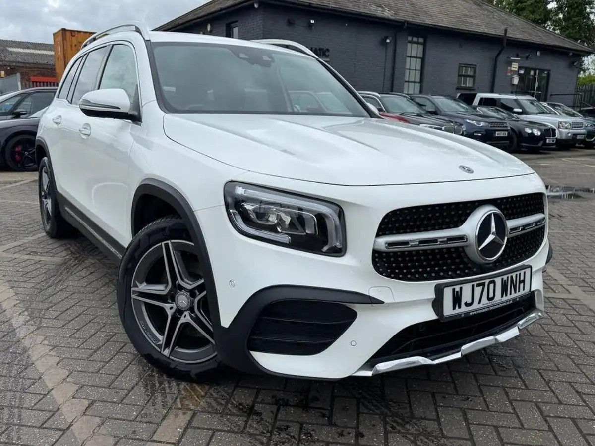 2020-mercedes-benz-glb-class-20d-glb220d-amg-line-premium-5-big-0