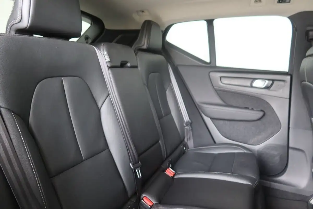 2021-volvo-xc40-20-b4-inscription-pro-194bhp-awd-auto-big-14
