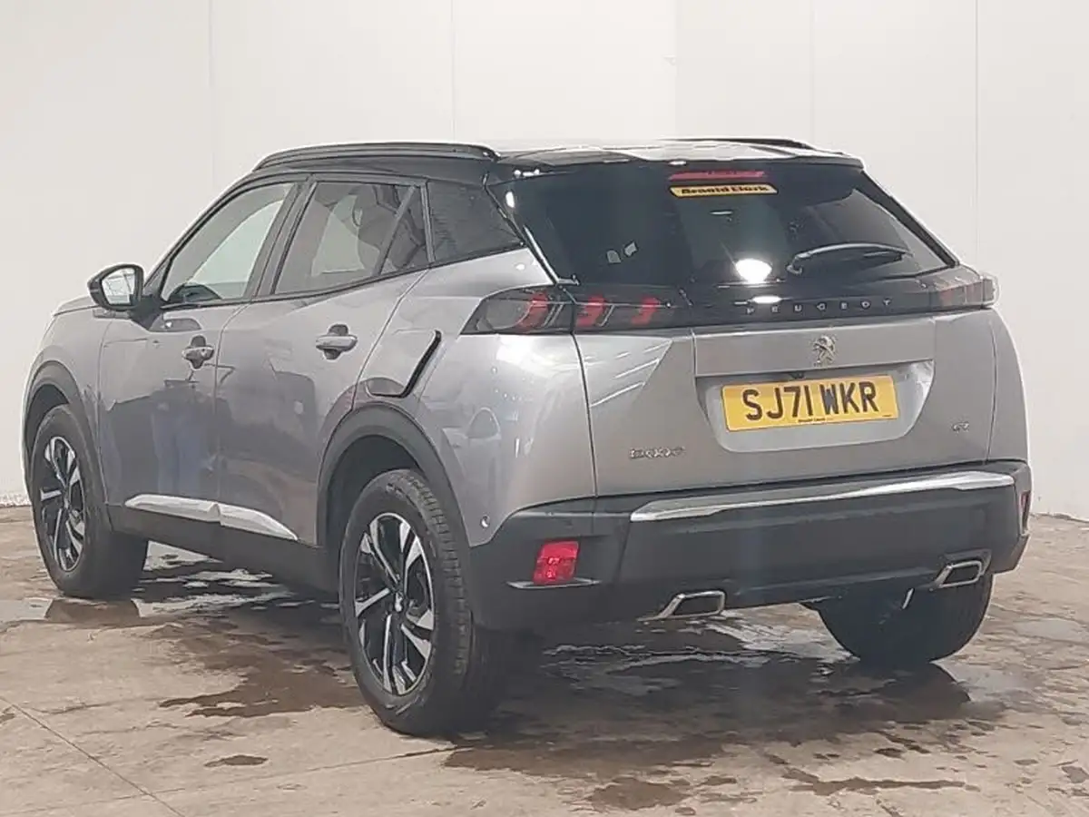 2022-peugeot-2008-suv-12-puretech-gt-big-1