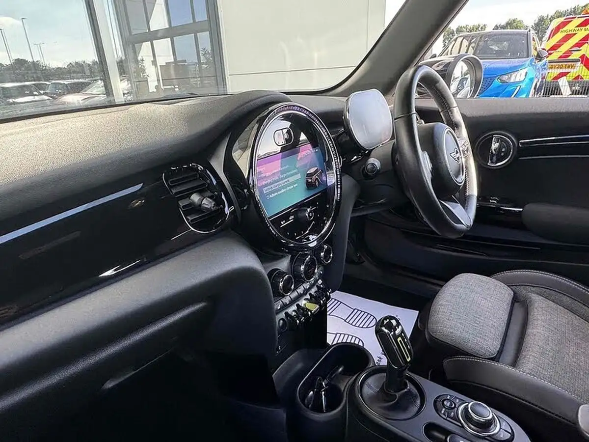 2022-mini-cooper-e-cooper-s-2-big-25