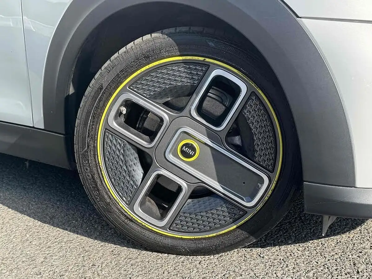 2022-mini-cooper-e-cooper-s-2-big-3