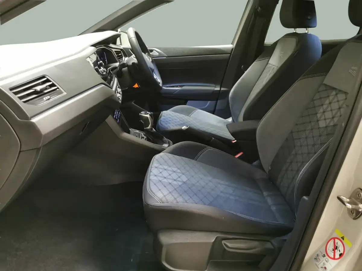 2022-volkswagen-polo-10-tsi-r-line-95ps-dsg-big-3