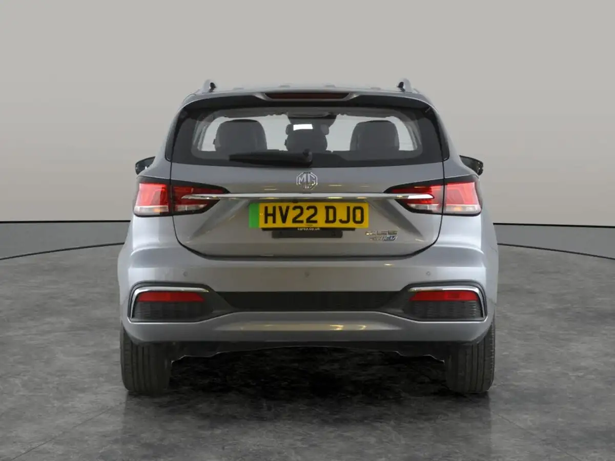 2022-mg-mg5-e-exclusive-ev-long-range-big-12