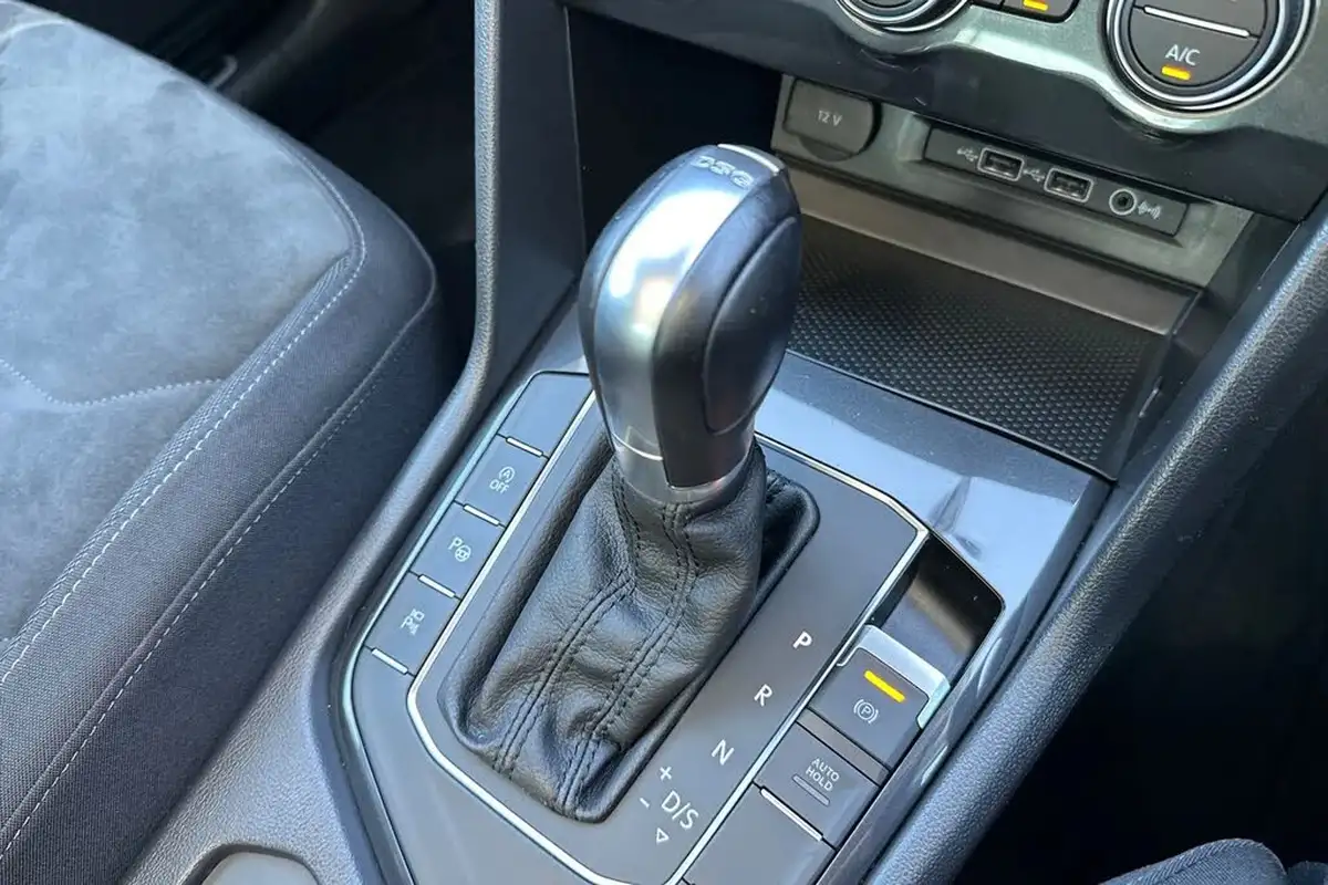 2019-volkswagen-tiguan-15-tsi-sel-big-21