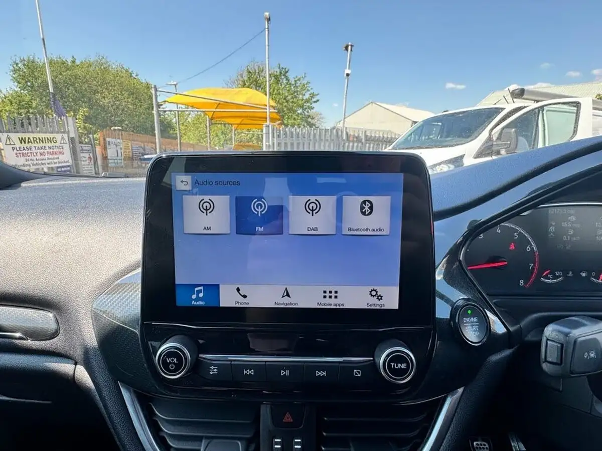 2019-ford-fiesta-15t-st-3-3d-big-24