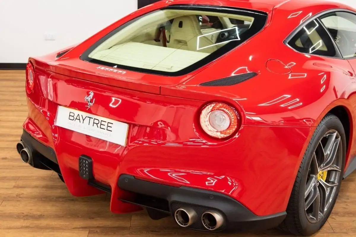 2016-ferrari-f12berlinetta-62-big-29