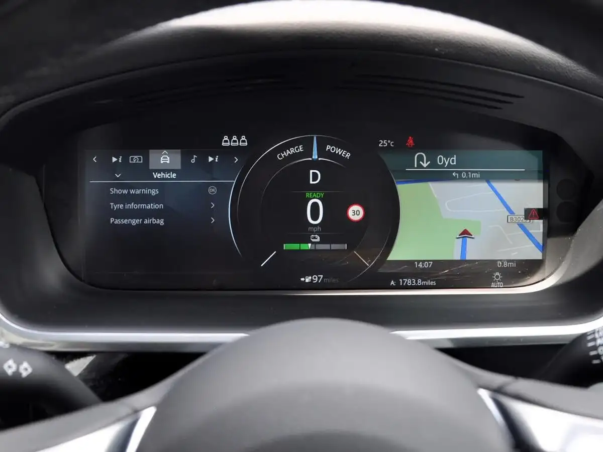 2021-jaguar-i-pace-ev400-black-big-7