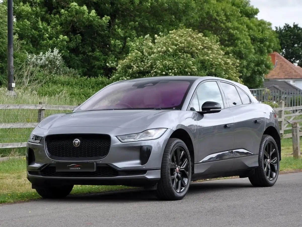 2021-jaguar-i-pace-ev400-black-big-31