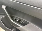 2018-volkswagen-polo-10-se-65ps-small-24
