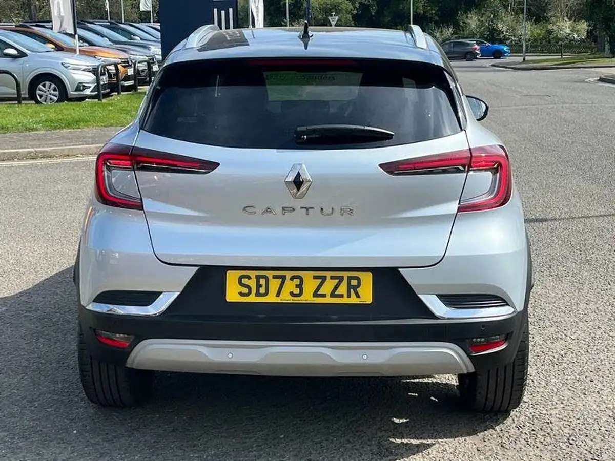 2023-renault-captur-10-tce-techno-big-3